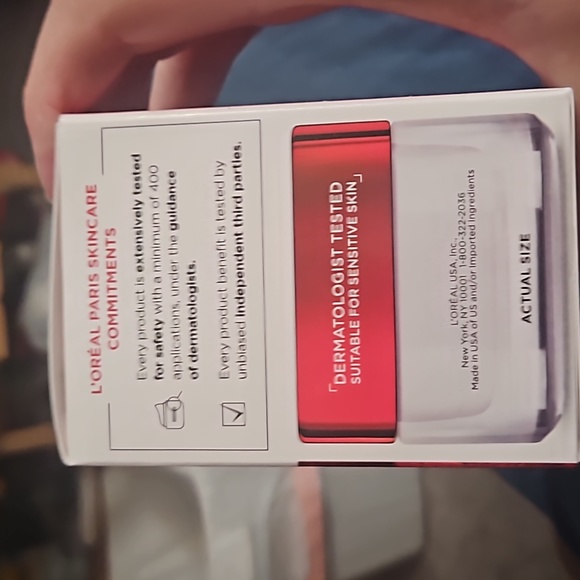 NWT Loreal revitalift anti wrinkle and firming moisturizer 1.7 oz fragrance free - Picture 4 of 4